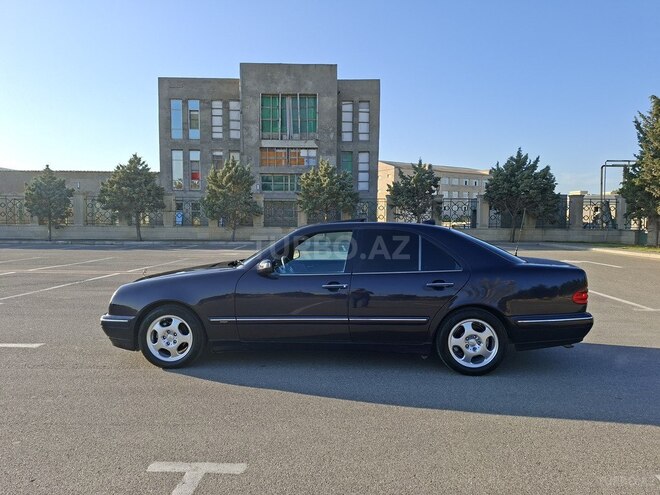 Mercedes E 240 1999, 287,000 km - 2.6 l - Bakı