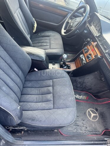 Mercedes E 220 1993, 458,315 km - 2.2 l - Bakı