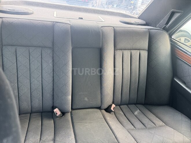 Mercedes E 220 1993, 458,315 km - 2.2 l - Bakı