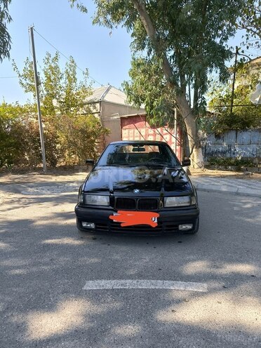 BMW 320 1992, 250,000 km - 2.0 l - Sumqayıt