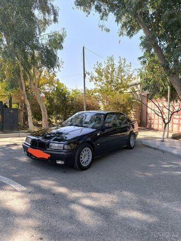 BMW 320 1992, 250,000 km - 2.0 l - Sumqayıt