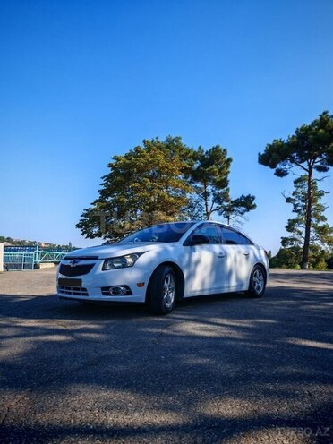 Chevrolet Cruze 2012, 317,459 km - 1.4 л - Quba