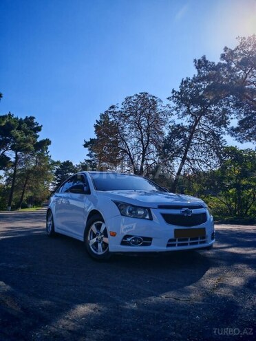 Chevrolet Cruze 2012, 317,459 km - 1.4 л - Quba