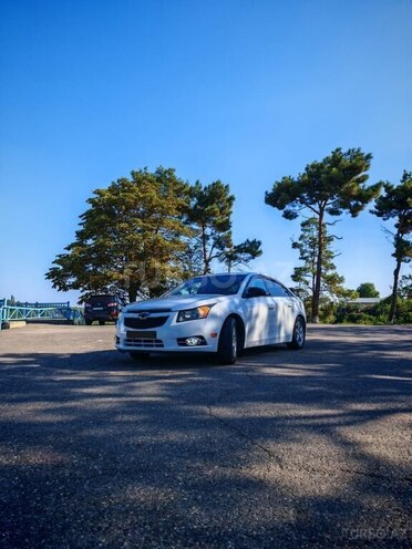 Chevrolet Cruze 2012, 317,459 km - 1.4 л - Quba
