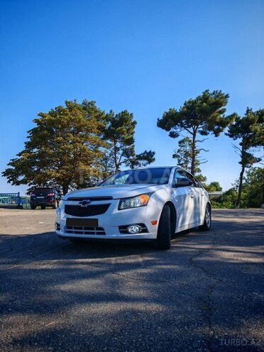 Chevrolet Cruze 2012, 317,459 km - 1.4 л - Quba