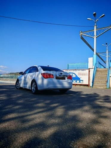 Chevrolet Cruze 2012, 317,459 km - 1.4 л - Quba