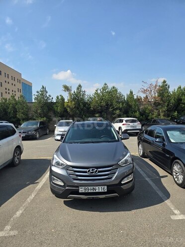 Hyundai Santa Fe-1