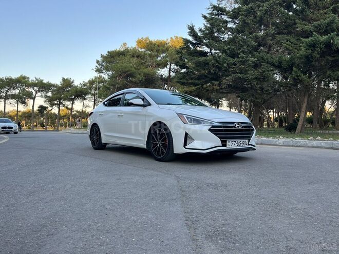 Hyundai Elantra 2020, 195,000 km - 2.0 l - Bakı