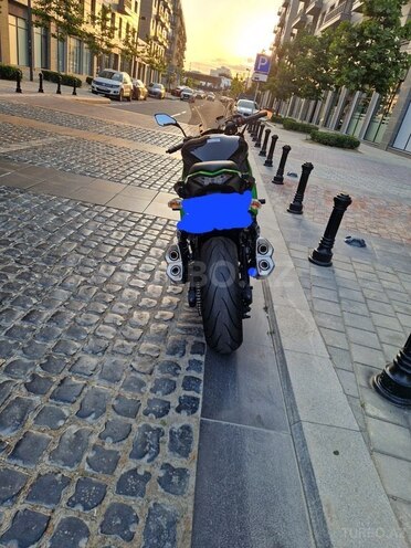 Kawasaki  2014, 22,000 km - 1.0 l - Bakı