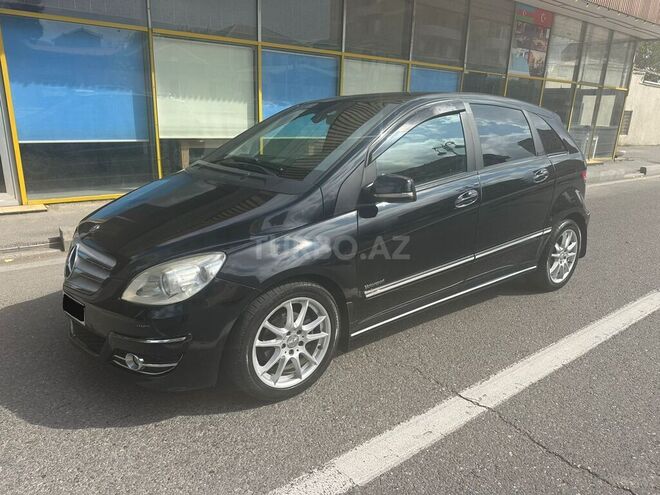 Mercedes B 180 2009, 213,000 km - 1.7 l - Bakı