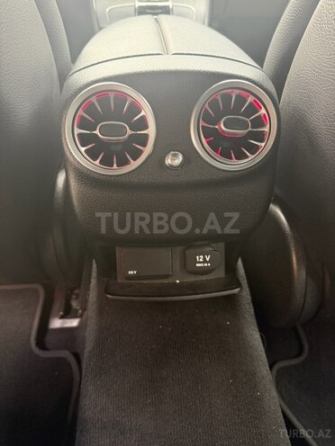 Mercedes E 300 4MATIC 2019, 76,970 km - 2.0 л - Bakı
