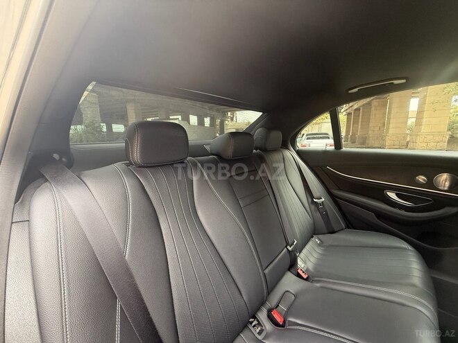 Mercedes E 300 4MATIC 2019, 76,970 km - 2.0 л - Bakı
