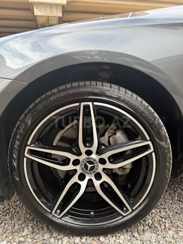 Mercedes E 300 4MATIC 2019, 76,970 km - 2.0 л - Bakı