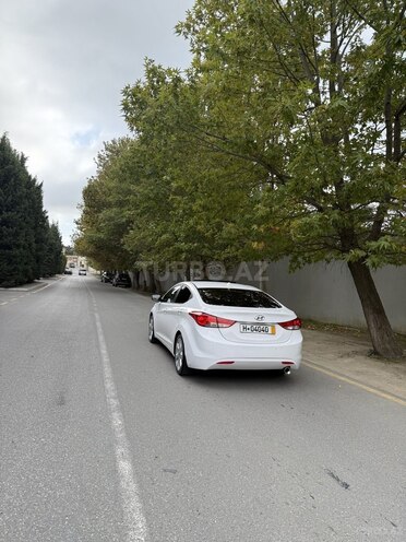 Hyundai Elantra 2013, 220,000 km - 1.6 л - Bakı