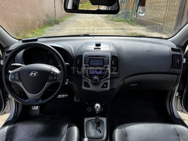 Hyundai i30 2010, 387,000 km - 1.6 л - Bakı