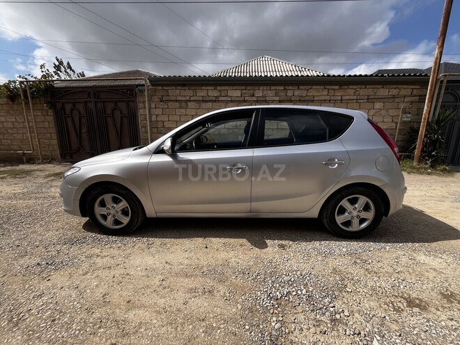 Hyundai i30 2010, 387,000 km - 1.6 л - Bakı