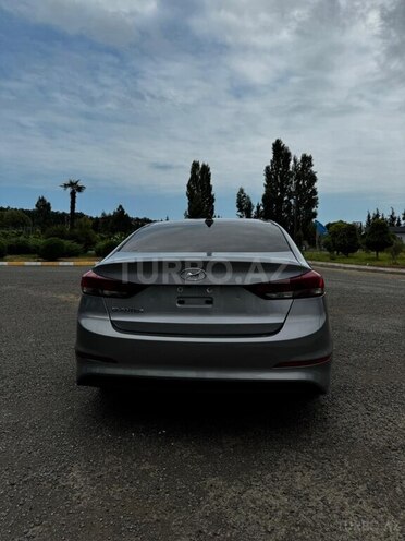 Hyundai Elantra 2016, 175,660 km - 2.0 l - Bakı