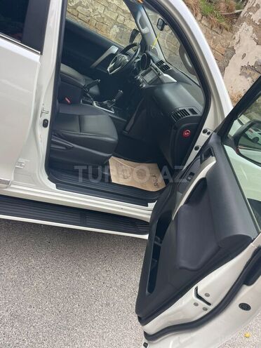 Toyota Land Cruiser Prado 2013, 145,000 km - 2.7 л - Bakı