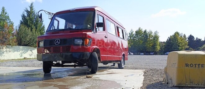 Mercedes 208 D 1993, 200,000 km - 2.3 л - Tərtər