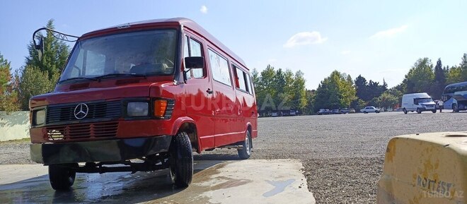 Mercedes 208 D 1993, 200,000 km - 2.3 л - Tərtər