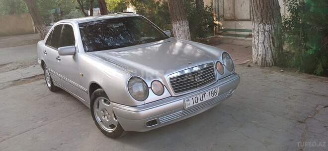 Mercedes E 230 1995, 252,525 km - 2.3 l - Bakı