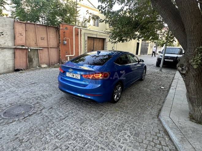 Hyundai Elantra 2017, 89,000 km - 2.0 л - Bakı