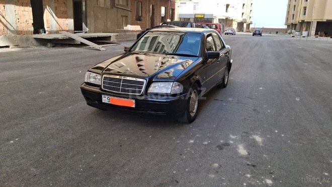 Mercedes C 200 2000, 327,154 km - 2.0 l - Bakı