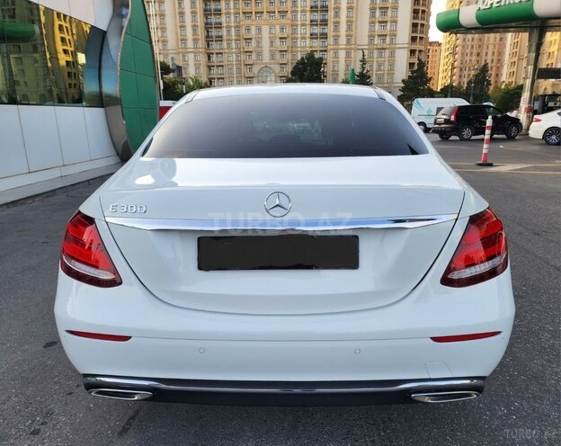 Mercedes E 200 2017, 143,000 km - 2.0 l - Bakı