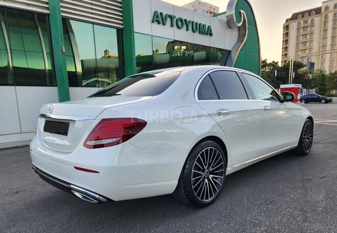 Mercedes E 200 2017, 143,000 km - 2.0 l - Bakı
