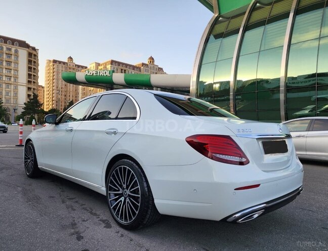 Mercedes E 200 2017, 143,000 km - 2.0 l - Bakı