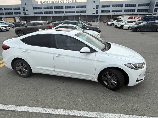 Hyundai Avante 2016, 119,000 km - 1.6 л - Bakı