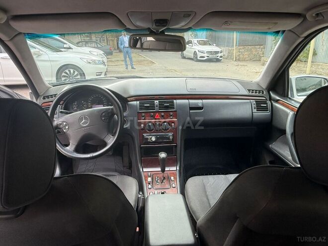 Mercedes E 220 1999, 378,300 km - 2.2 л - Bakı