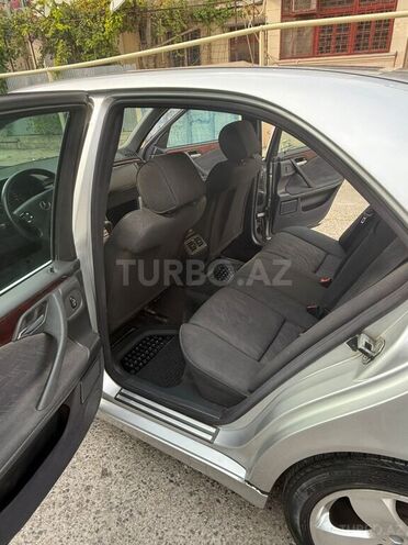 Mercedes E 220 1999, 378,300 km - 2.2 л - Bakı
