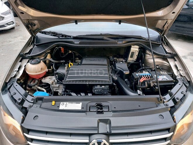 Volkswagen Polo 2018, 163,700 km - 1.6 l - Bakı