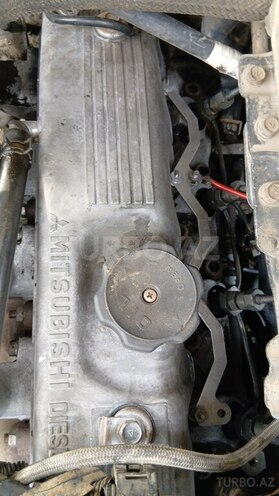Mitsubishi L200 2003, 100,000 km - 2.5 l - Gəncə