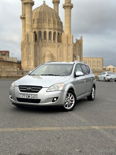 Kia  2007, 250,000 km - 1.6 l - Bakı