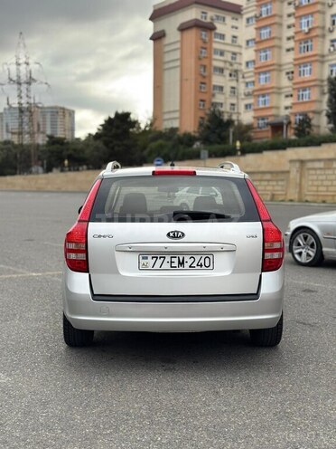 Kia  2007, 250,000 km - 1.6 l - Bakı