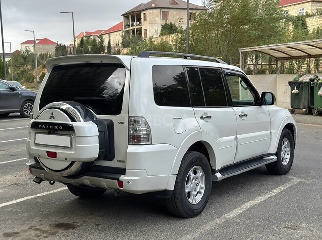 Mitsubishi Pajero 2007, 228,731 km - 3.0 л - Bakı