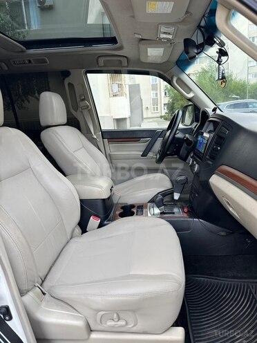 Mitsubishi Pajero 2007, 228,731 km - 3.0 л - Bakı