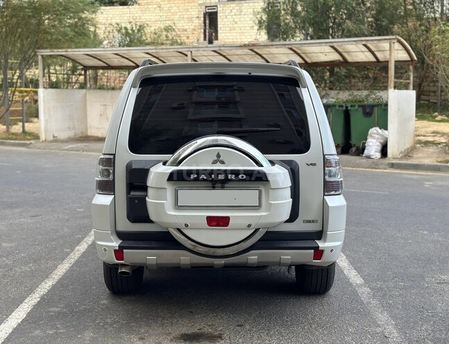 Mitsubishi Pajero 2007, 228,731 km - 3.0 л - Bakı