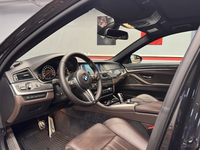 BMW M5 2012, 70,000 km - 4.4 l - Bakı