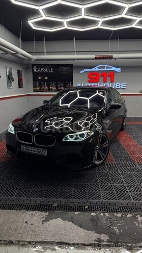 BMW M5 2012, 70,000 km - 4.4 l - Bakı