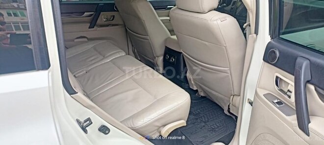 Mitsubishi Pajero 2009, 188,965 km - 3.0 l - Bakı