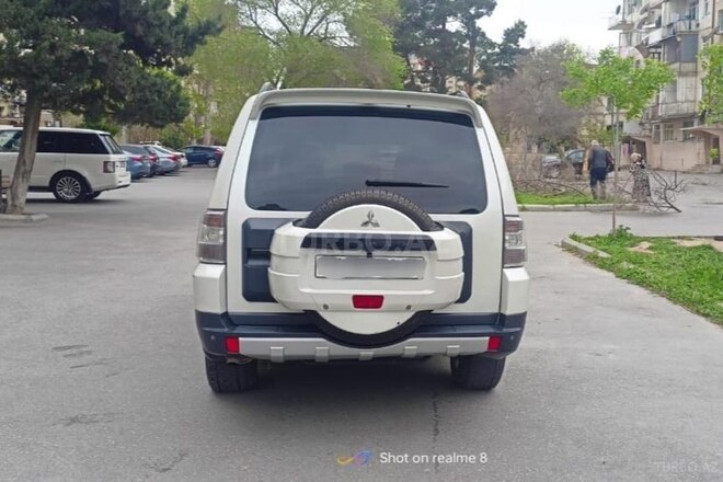 Mitsubishi Pajero 2009, 188,965 km - 3.0 l - Bakı