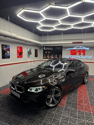 BMW M5 2012, 70,000 km - 4.4 l - Bakı