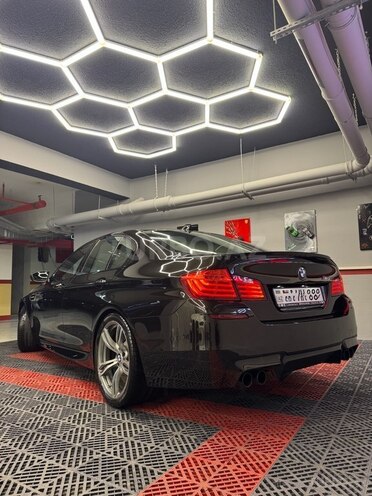BMW M5 2012, 70,000 km - 4.4 l - Bakı