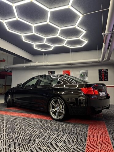 BMW M5 2012, 70,000 km - 4.4 l - Bakı