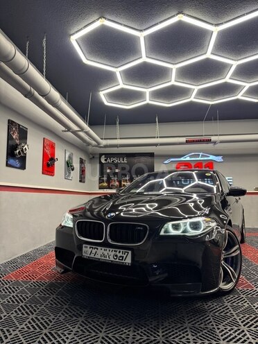 BMW M5 2012, 70,000 km - 4.4 l - Bakı