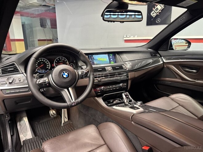 BMW M5 2012, 70,000 km - 4.4 l - Bakı