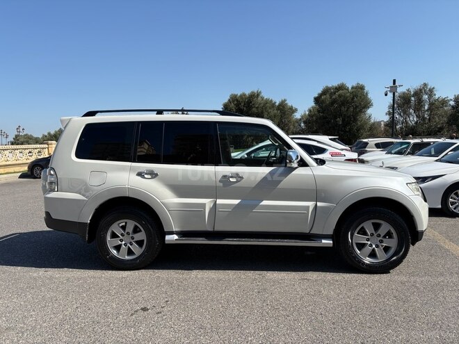 Mitsubishi Pajero 2008, 192,000 km - 3.0 l - Bakı